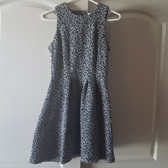 JACK by‎ BB Dakota Grey Cheetah Dress Sz S - Picture 1 of 3